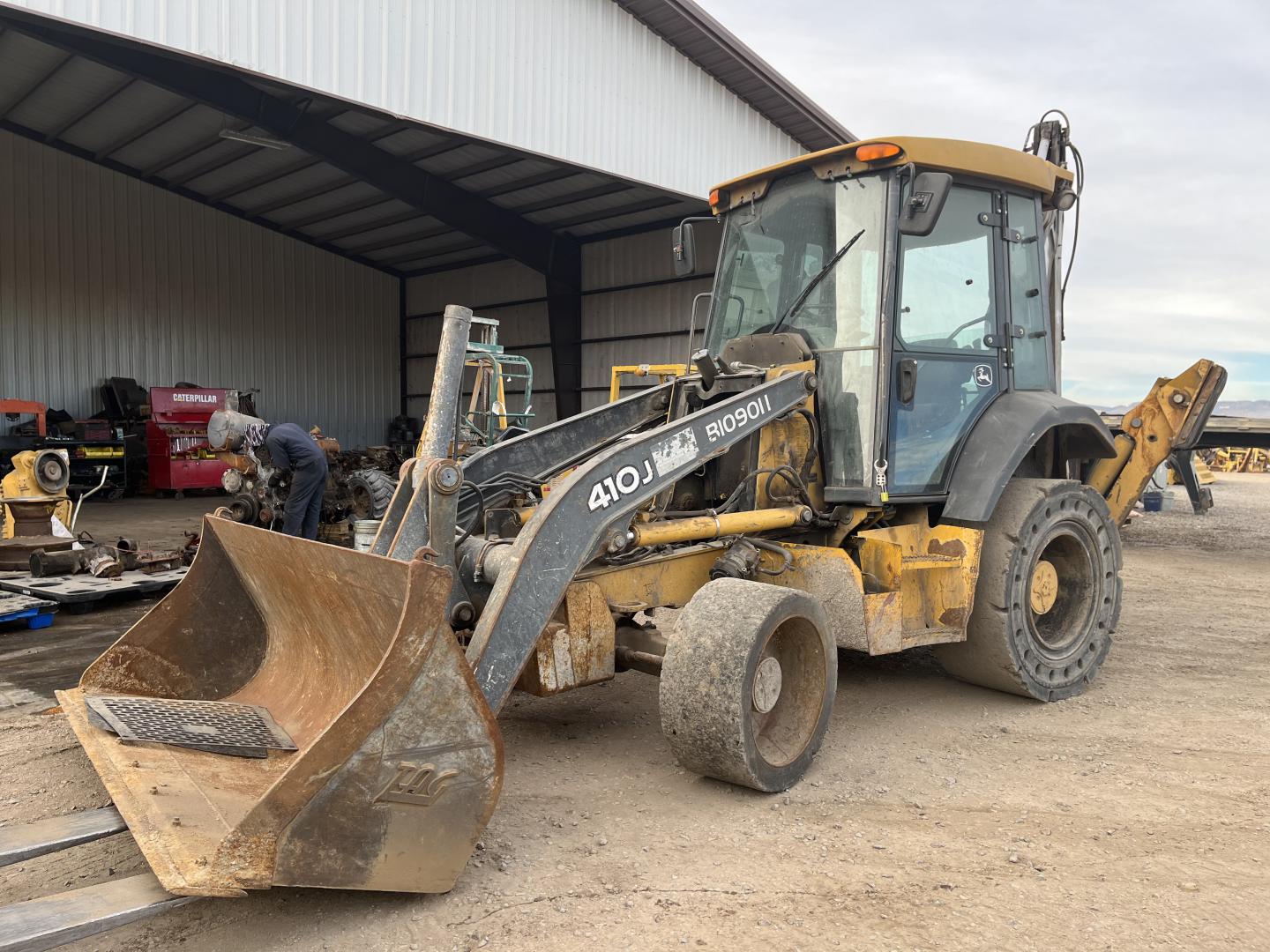 ./imagenes/INVOICE/2019/17339/RETROEXCAVADORA JOHN DEERE 410J (3).JPG